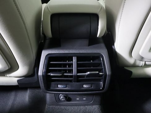 Used 2025 Audi Q3 2.0T Premium w/ Convenience Package image 25