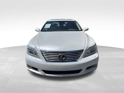 Used 2011 Lexus LS 460 w/ Luxury Value Edition RWD image 2