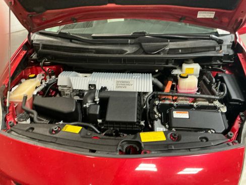 Used 2013 Toyota Prius Two image 21