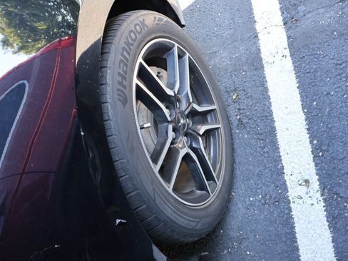 Used 2018 Ford Mustang Premium RWD image 12