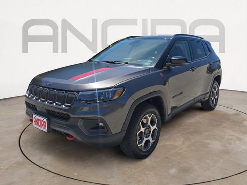 Used 2022 Jeep Compass Trailhawk w/ Trailhawk Elite Group AWD/4WD image 6