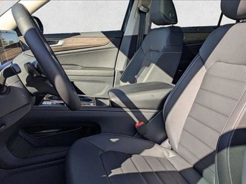 New 2026 Volkswagen Atlas SEL image 22