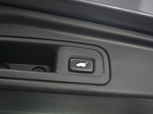 Used 2017 Honda Pilot Elite image 11