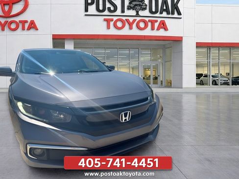 Used 2020 Honda Civic EX image 2