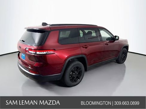 Used 2024 Jeep Grand Cherokee L Altitude image 7