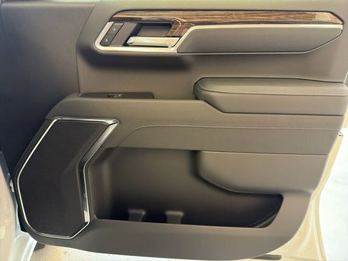 New 2026 GMC Sierra 1500 Elevation image 28