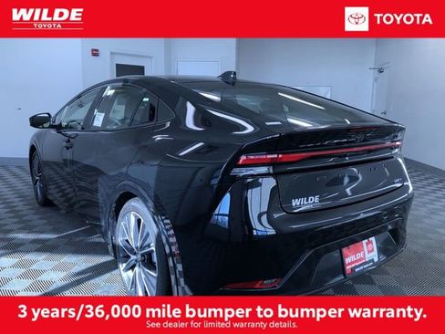 New 2026 Toyota Prius XLE image 4