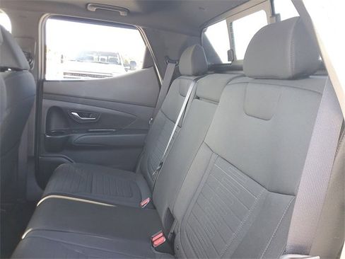 Used 2023 Hyundai Santa Cruz SEL Premium w/ Cargo Package image 8