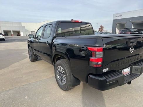New 2026 Nissan Frontier SV w/ SV Convenience Package AWD/4WD image 7