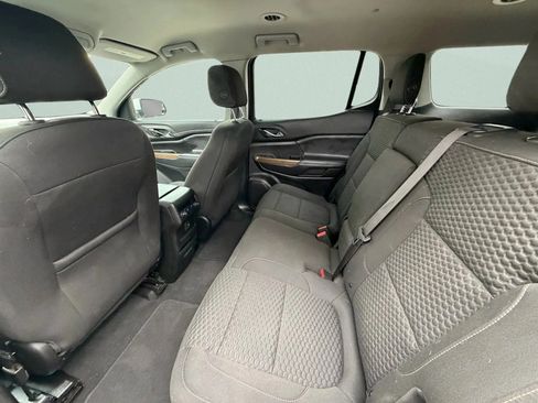 Used 2019 GMC Acadia SLE image 35