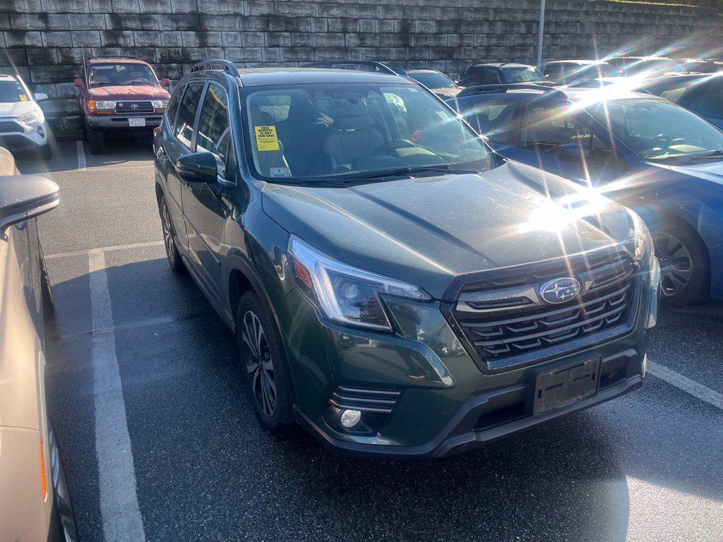 Used 2023 Subaru Forester Limited AWD/4WD image 2