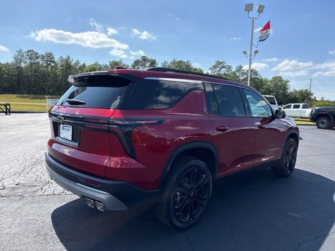 New 2026 Chevrolet Traverse LT w/ Driver Confidence Package FWD image 3