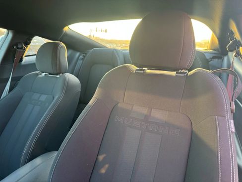 Used 2019 Ford Mustang GT image 10