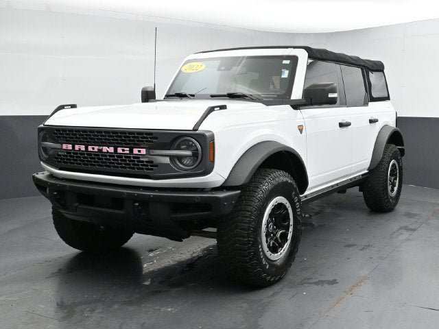 Used 2022 Ford Bronco Badlands AWD/4WD image 4