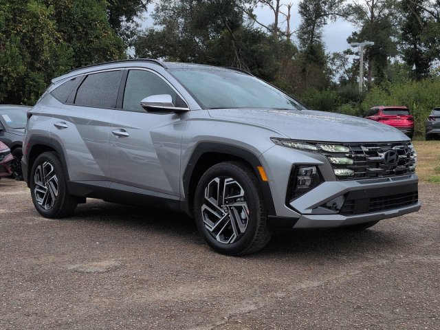 New 2026 Hyundai Tucson Limited FWD image 3