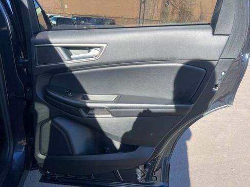 Used 2022 Ford Edge SEL image 13