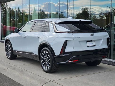 New 2027 Cadillac Lyriq Sport AWD/4WD image 3