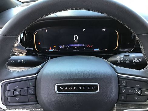 Used 2022 Jeep Wagoneer Series III w/ Flexible Seating Group AWD/4WD image 14