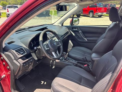 Used 2017 Subaru Forester 2.5i Touring w/ Popular Package #2 AWD/4WD image 11