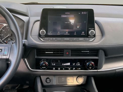 Used 2024 Nissan Rogue SV FWD image 7
