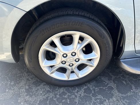 Used 2005 Toyota Sienna FWD image 11