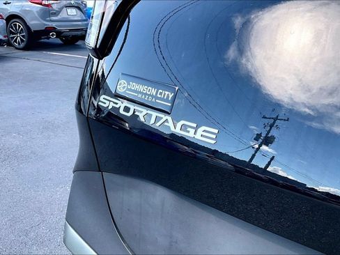 Used 2023 Kia Sportage X-Line w/ X-Line Premium Package AWD/4WD image 8