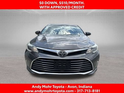 Used 2018 Toyota Avalon XLE Premium FWD image 2