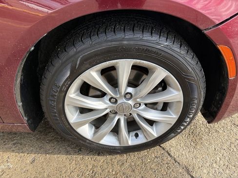 Used 2015 Chrysler 200 C w/ Navigation & Sound Group I image 12