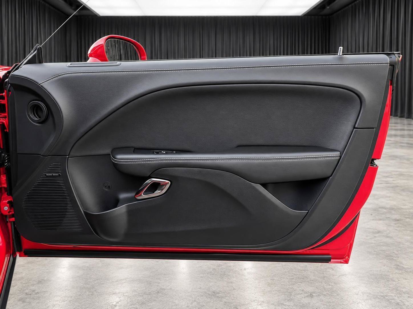 Used 2022 Dodge Challenger SRT Hellcat RWD image 24