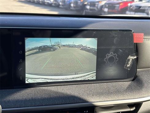 New 2025 Nissan Kicks SV w/ SV Premium Package image 21