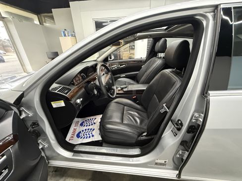 Used 2007 Mercedes-Benz S 550 image 11