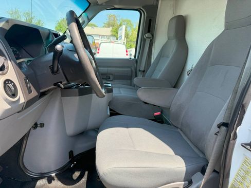 Used 2015 Ford E-350 and Econoline 350 Super Duty w/ Power Windows & Locks Group RWD image 13