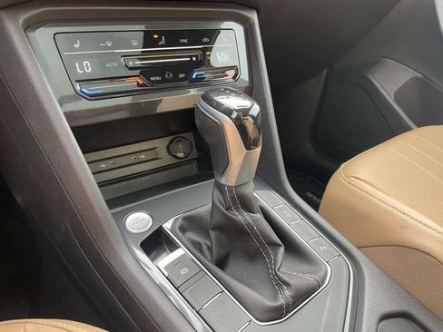 Used 2023 Volkswagen Tiguan SE R-Line FWD image 30