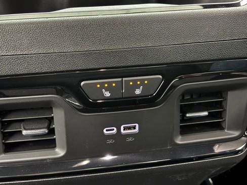 New 2026 GMC Sierra 1500 AT4 w/ AT4 Premium Package image 7