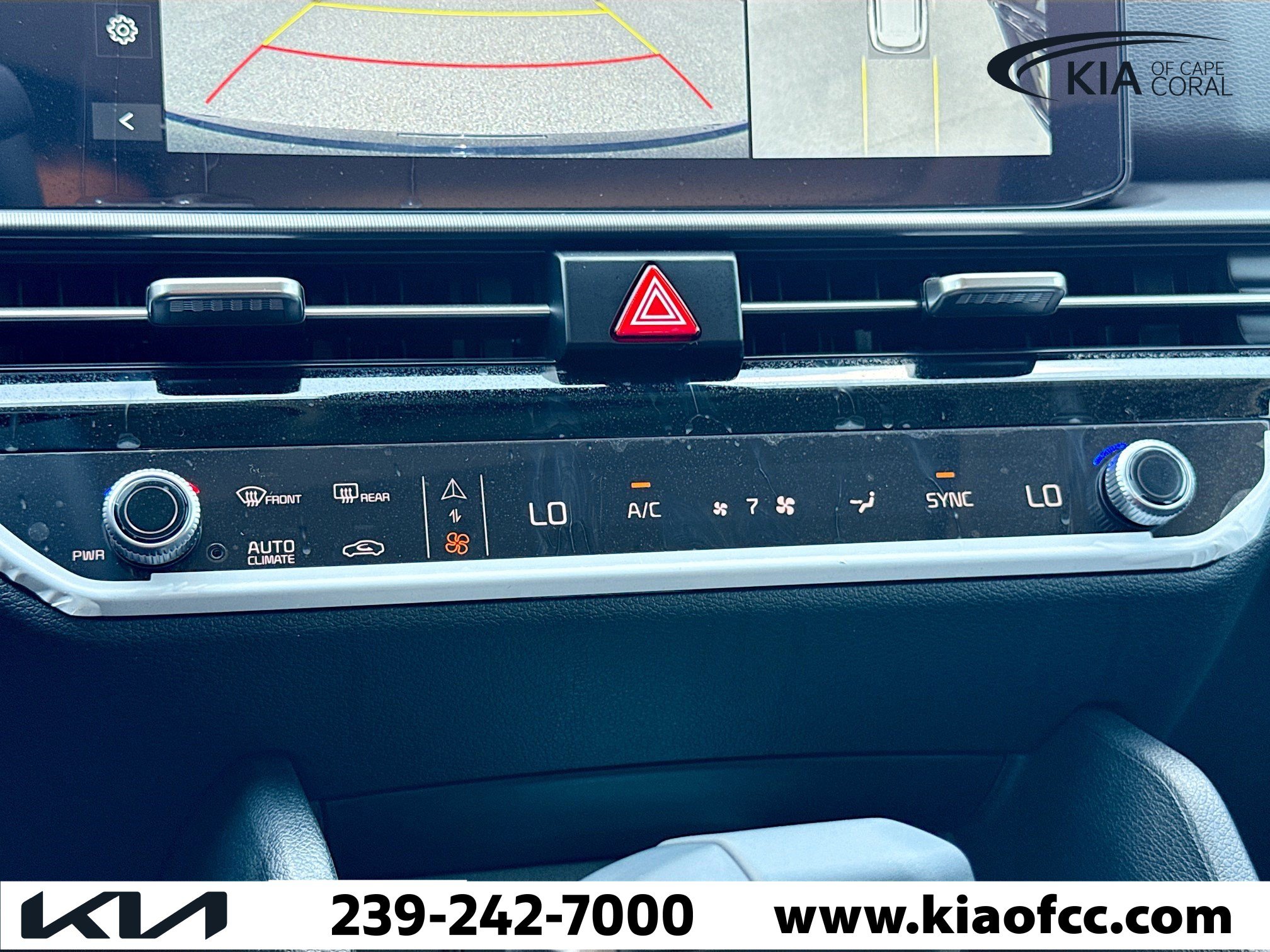 New 2026 Kia Sportage SX FWD image 33