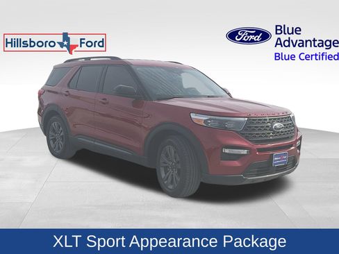 Certified 2023 Ford Explorer XLT w/ Equipment Group 202A image 4