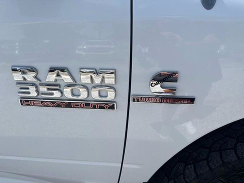 Used 2013 RAM 3500 Tradesman RWD image 17