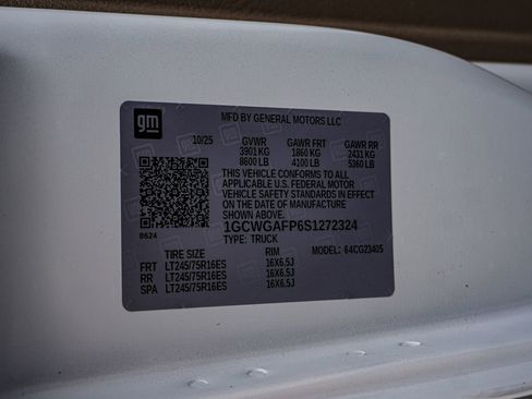 New 2025 Chevrolet Express 2500 image 41