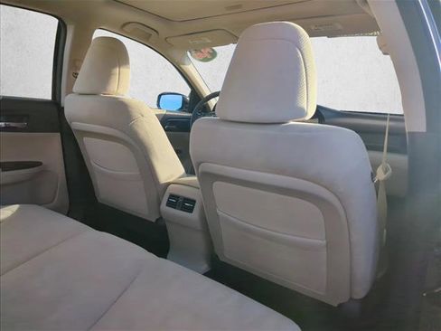 Used 2014 Honda Accord EX image 25