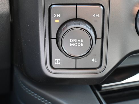 New 2026 Ford F250 Platinum AWD/4WD image 25