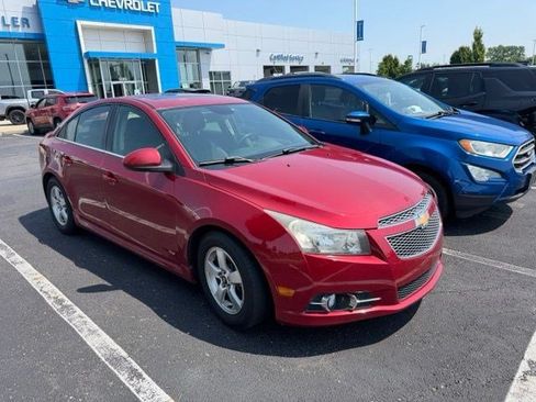 Used 2012 Chevrolet Cruze LT w/ All-Star Edition FWD image 2