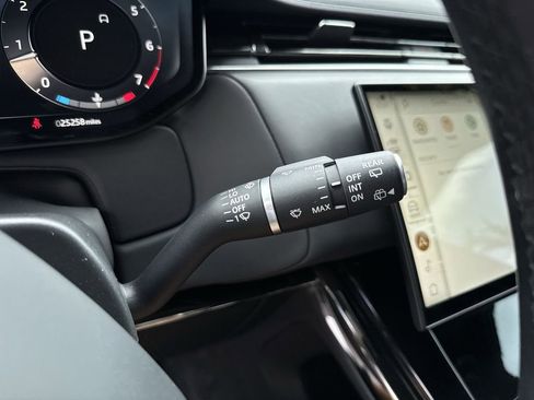 Used 2024 Land Rover Range Rover Sport Dynamic SE image 57