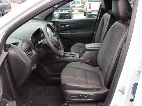 Used 2024 Chevrolet Equinox RS image 5