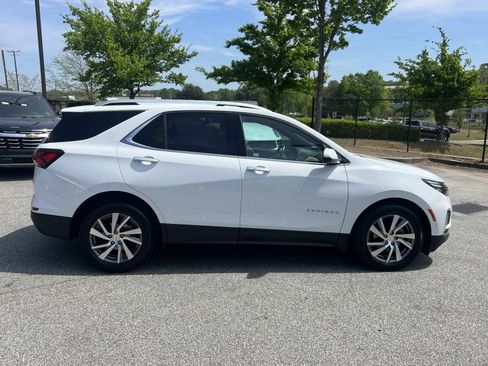 Used 2022 Chevrolet Equinox Premier image 8