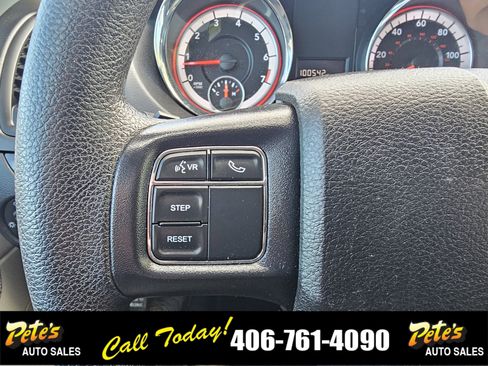 Used 2019 Dodge Grand Caravan SE w/ UConnect Hands-Free Group image 26