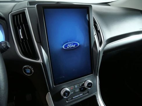 Certified 2024 Ford Edge SEL w/ Sport Appearance Package AWD/4WD image 16