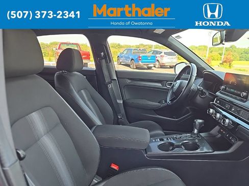 Used 2025 Honda Civic Sport image 19