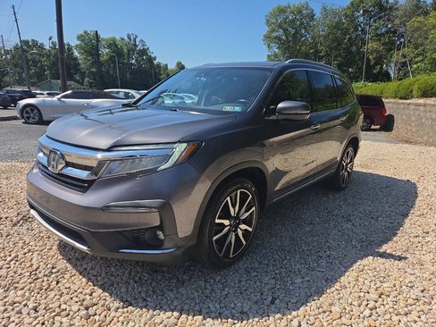 Used 2019 Honda Pilot Touring image 2