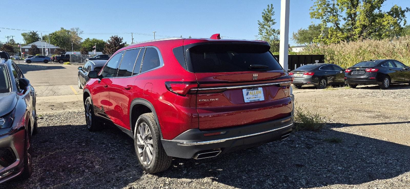 Used 2026 Buick Enclave Preferred FWD image 4