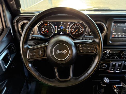 Used 2021 Jeep Wrangler Sport AWD/4WD image 18